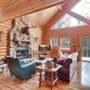 830 Mountain Cabin