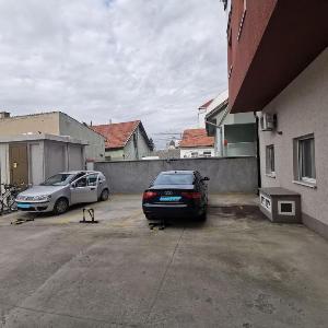 Skyline Central - City Center Apartments & Private Parking - apartmani-nsmilos