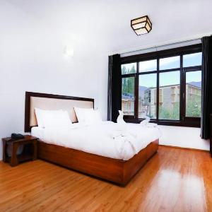 Hotel Sky Desert
