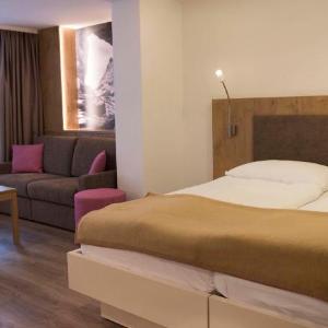 Patricia self-check-in Apartments & Spa Access at Alpen Resort