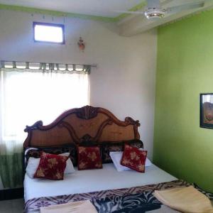 Pushp Guest House