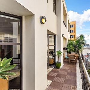 Penthouse Living Premium Location