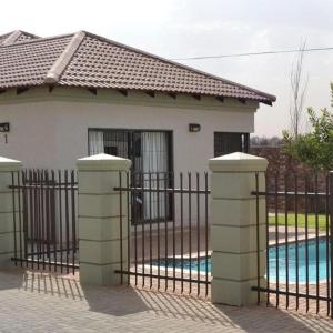 Andela Guesthouse