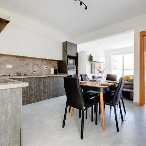 Central Sliema 3-Bedroom Retreat by Buena Vista