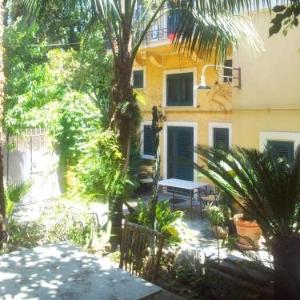 Villino with Garden