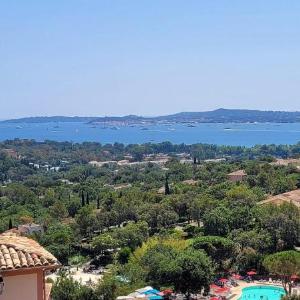 Rare pearl with pool and beautiful sea view