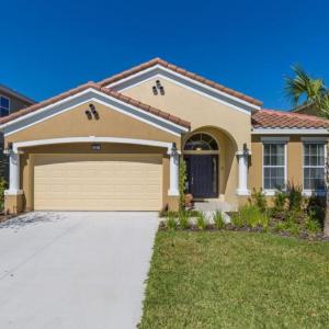 Davenport Villa - Stay10 - Parking - Pool - HotTub