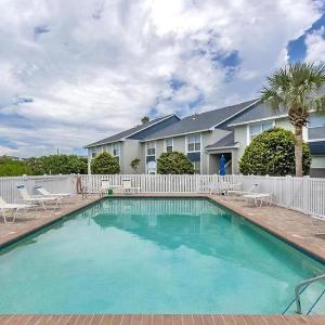 Kiawah Bay 103 Gorgeous Condo In A Riverfront Community With Steps To The Ocean!