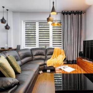 Stylish Korfantego Apartment next to Spodek by Noclegi Renters