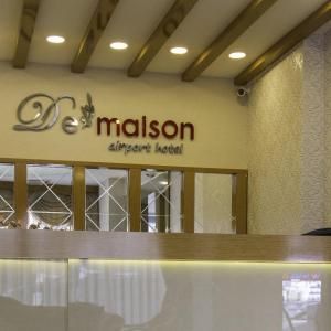 De Maison Airport Hotel