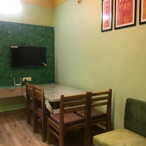Pinakin Homestay Near mahakal temple