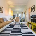 Top Floor 1 Bedroom Apt with Views Close To CBD