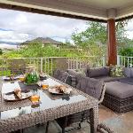SLICE OF PARADISE Well-Appointed 4BR KaMilo Home with Private Beach Club