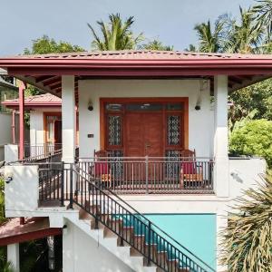 Home Stay Resort