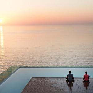 2 Bedroom Apartment by the beach Da Nang