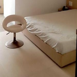 Townhouse Relax Suits A Boutique Hotel Vasundhara