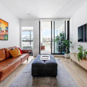 'Collingwood Zest' Experience the Spirit of Smith St