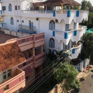 Holi wood Guesthouse