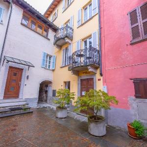 Casa Gialla Lake Lugano Townhouse for 5 - Happy Rentals