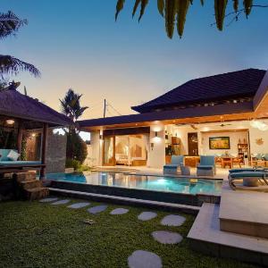 Villa Liang by Villa Finder