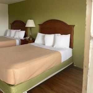 Relax Inn & Suites