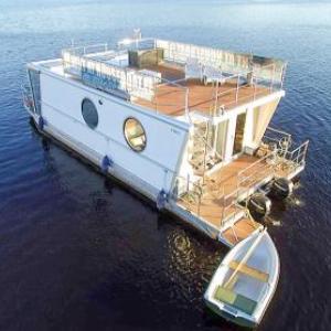 Houseboat Finland