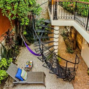 Casa Del Maya Bed & Breakfast