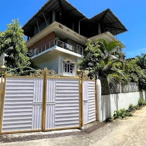 7 SIS7ERS HOMESTAY