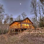 Holly Berry Hill - Walk to Lake Nottely Unwind in the Hot Tub & Enjoy S’mores Under the Stars Georgia