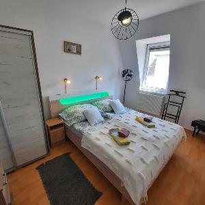 Zöld Béka Apartmanok Kölcsey II