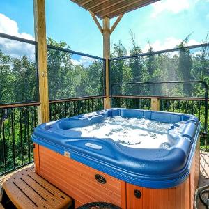 Relax and Soak with a Mountain View! - Bear Watch 1011