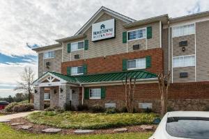 HomeTowne Studios & Suites Charlotte - Concord, Concord