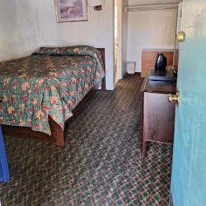Garden motel