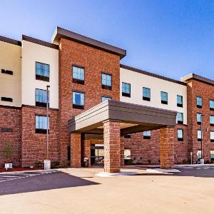 Cobblestone Hotel & Suites - Cullman