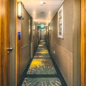 Hotels near The Steel Yard London - Tune Hotel - London Liverpool Street