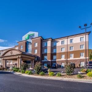 Chuck Mathena Center Hotels - Holiday Inn Express & Suites Wytheville