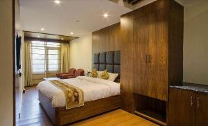 Hotel Shiwalik Regency, Shimla