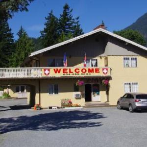 Swiss Chalets Motel