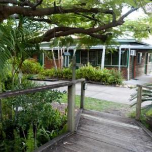 Hotels near Seafront Oval on the Esplanade - Woolshed Eco Lodge