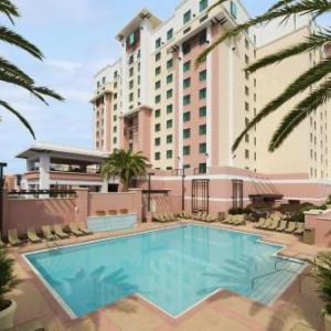 Silver Spurs Arena Hotels - Embassy Suites by Hilton Orlando Lake Buena Vista South