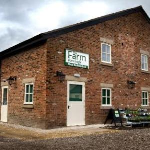 Edge Hill University Ormskirk Hotels - The Farm Burscough