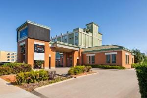 Royal Hotel Regina, Trademark Collection by Wyndham, Regina
