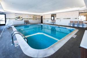 Country Inn & Suites by Radisson, South Haven, MI, South Haven