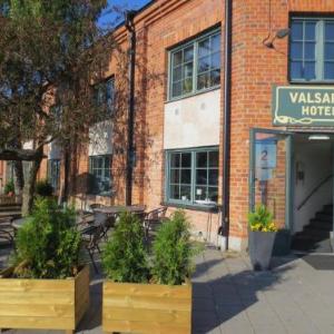 Hotels near Volvo CE Arena Eskilstuna - Hotell Valsaren