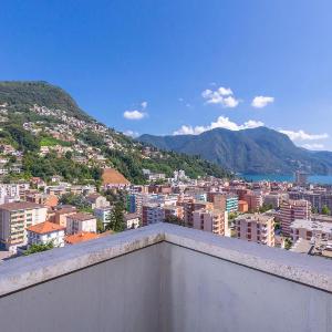 Casa Taddei with Terrace View & Parking - Happy Rentals