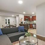 Modern & Furnished 2BR Apt with In-unit Laundry - Sunnyside 2E Illinois