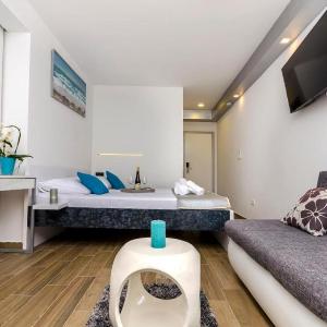 All Saints Suites Bb Kastela