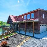 Smoky Mountain Lake Retreat Sevierville Tennessee
