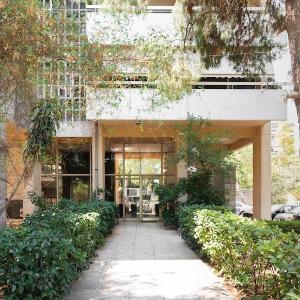 Radiant 2BR Apartment in Neo Psichiko by UPSTREET