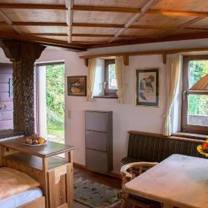 Bauernappartement mit Balkon